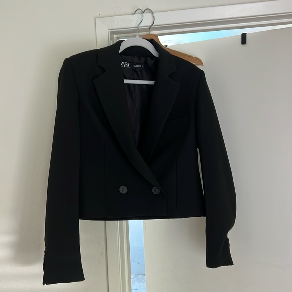 Gorgeous hip length blazer